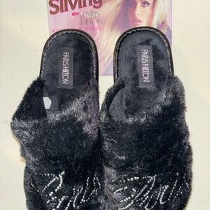 Paris Hilton Glamorous Black Slippers